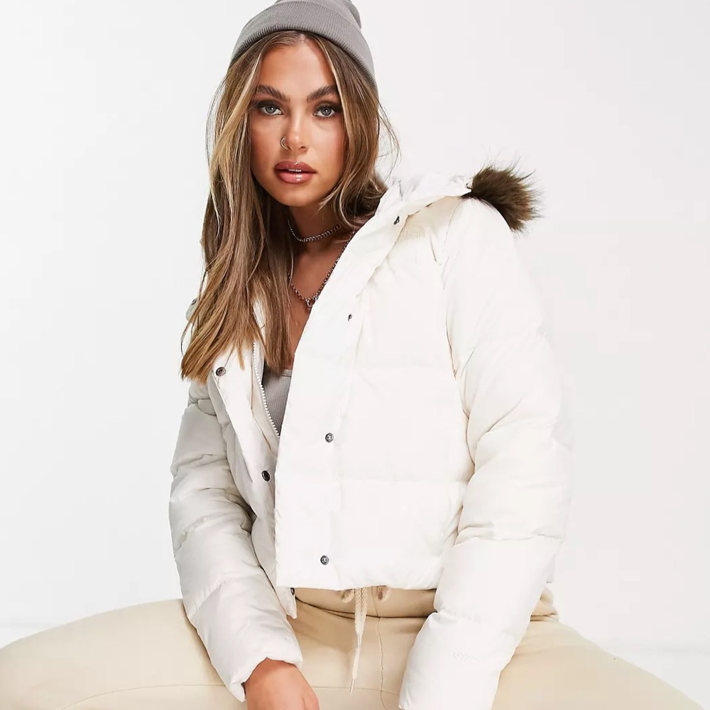 🚫SOLD🚫 S womens North Face Dealio puffer in Gardenia White
